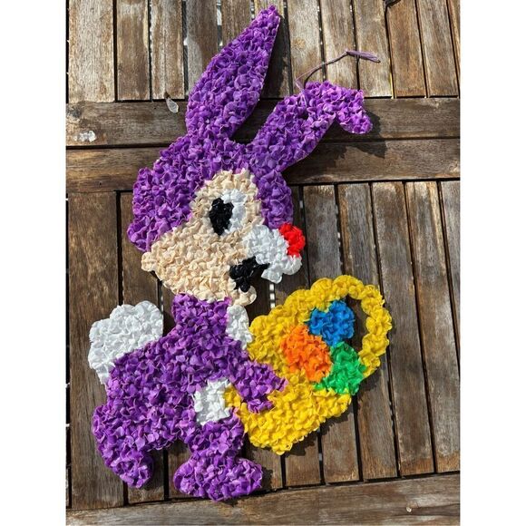 Vintage Melted Plastic Popcorn 1970’s Purple Easter Bunny Basket Eggs Decoration - Picture 2 of 4
